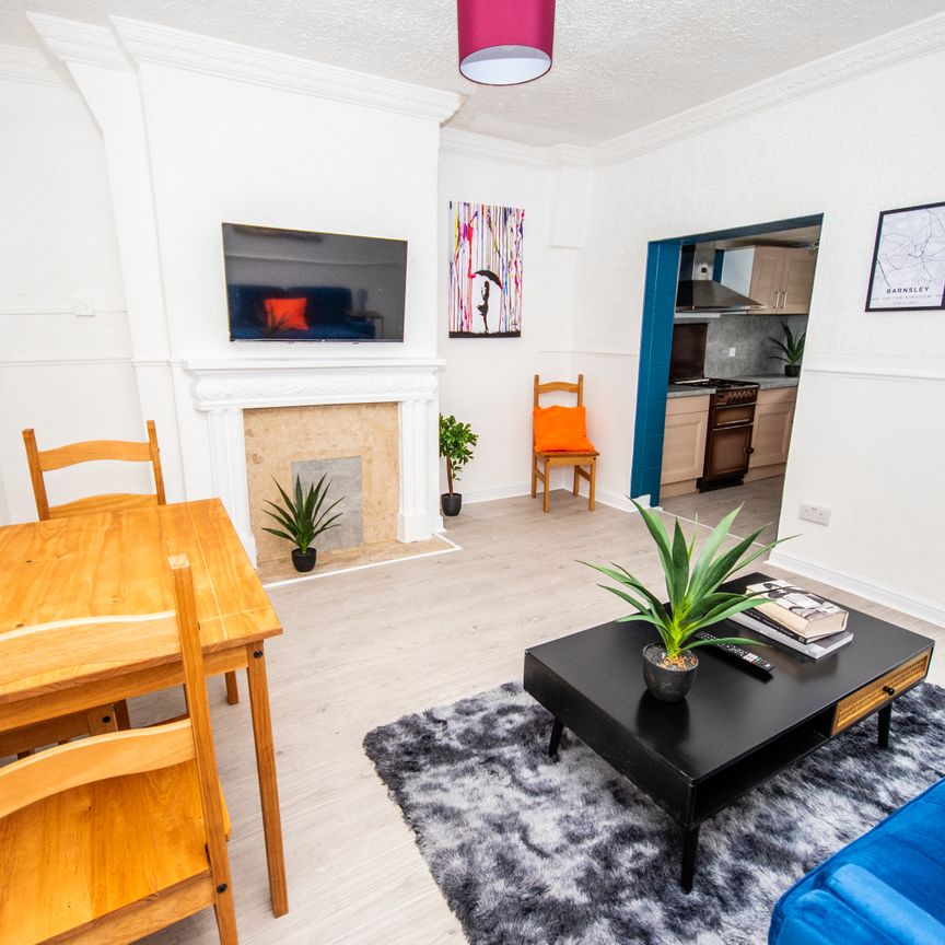 S70, Barnsley - Photo 1