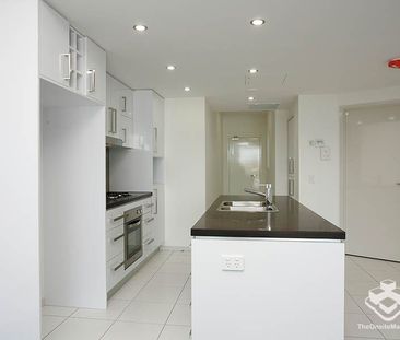 5TH Level 2 Bed With A Popular Layout - Photo 6