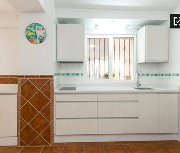 granada, Andalusia 18010 - Photo 5