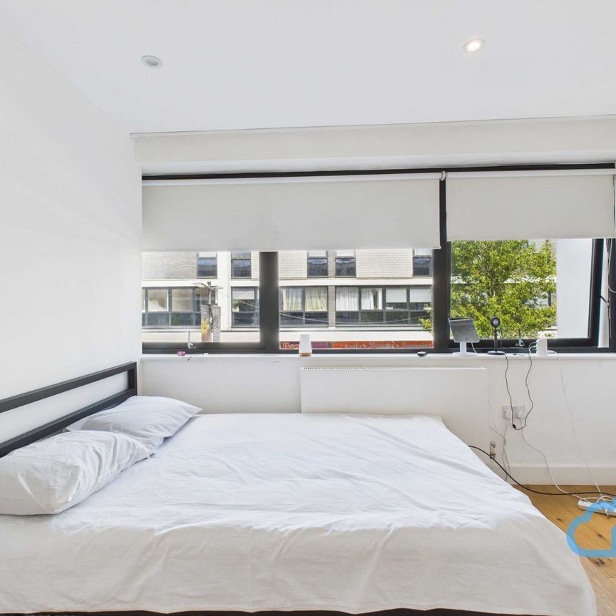 RM1 Westmead | Farnborough | GU14 7SG - Photo 1