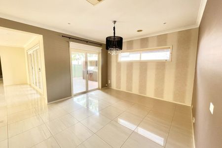 Spacious 4-Bedroom Family Home with Study in Prime Caroline Springs Location - Photo 2