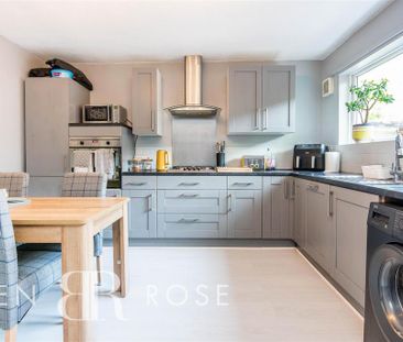 3 bedroom semi-detached house to rent - Photo 1