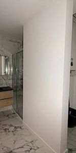 Location Appartement 2 pièces 31m² LA VALETTE DU VAR 83160 - Photo 4