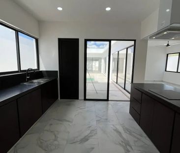 CASA EN RENTA DE UN PISO EN PRIVADA - Photo 1