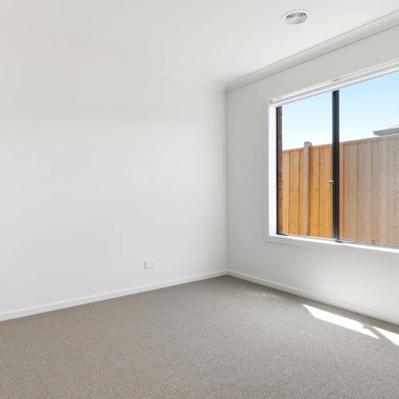 HOME FOR RENT IN THORNHILL PARK - Photo 3