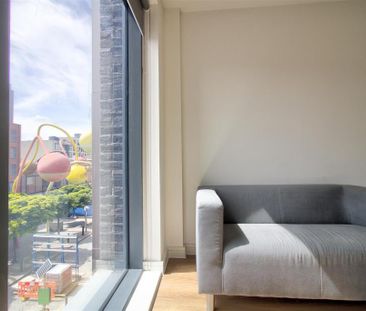 Studio to rent - Photo 1