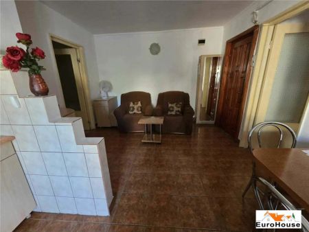 Apartament cu 3 camere de inchiriat in Alba Iulia Cetate - Photo 4