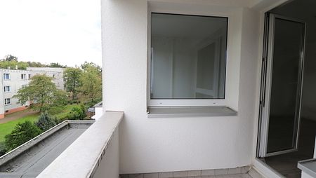 3 Zimmer-Wohnung in der 2 Etage, freut sich auf eine neue Familie WBS ERFORDERLICH - Foto 5