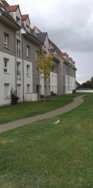 Location Appartement 2 pièces 33m² LONGUEAU 80330 - Photo 1