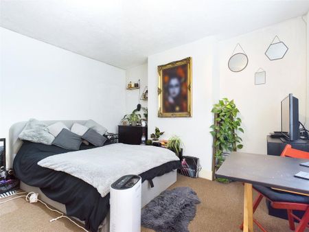 Studio to rent - Photo 4