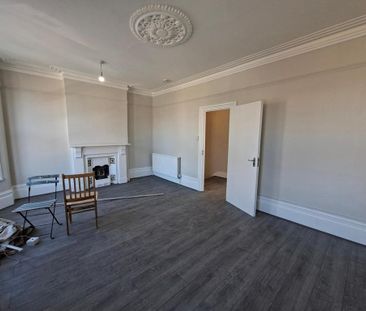 4 bedroom terraced house to rent - Photo 4