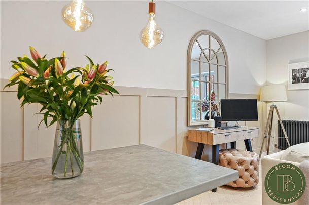 2 bedroom end of terrace house to rent - Photo 1