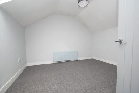3 bed end of terrace house to rent in Spring Bank, Scarborough, YO12 - Photo 3
