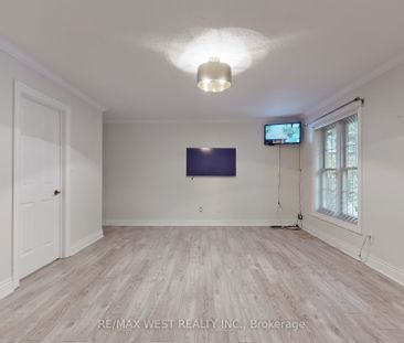 For Lease - 499 Reynolds Street Unit# Main Floor, Whitby, Ontario - Photo 1
