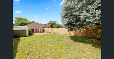 Kew East Charmer - Photo 3