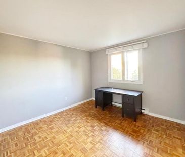 Maison à étages à louer - Brossard (Noms de rues (O)) Maison à étag... - Photo 4