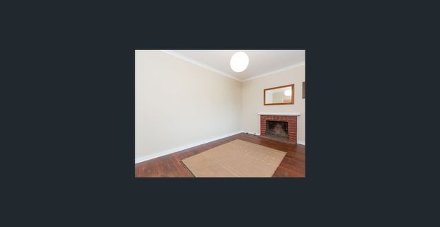 3 Bedroom Renovated Cottage With Rear Workshop - Photo 1