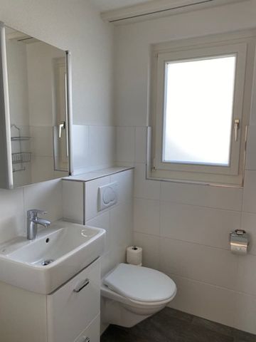4,5 Zimmer Wohnung mit Balkon und Aussicht ins Grüne - Foto 5