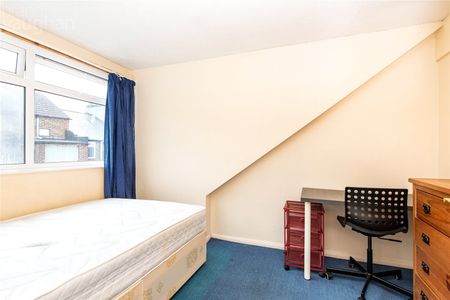 5 bedroom terraced house to rent - Photo 3