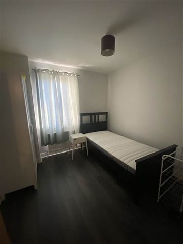 Apartment 11 Gardiners Square, 9 Brown Square, Belfast, BT13 2BW - Photo 4