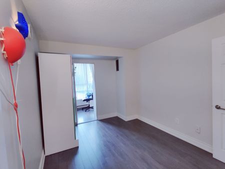 For Lease - 250 Webb Drive Unit# 406, Mississauga, Ontario - Photo 3