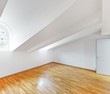 5 LOCALI IN STABILE D'EPOCA NEL CUORE DI LUGANO - Foto 3