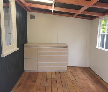 Renovated Epsom house with extras - Photo 5