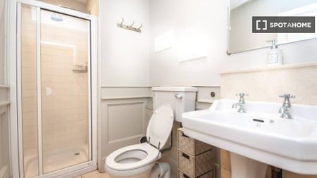 1-bedroom flat for rent in Saint Kevin's, Dublin - Photo 5