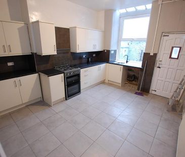 2 bedroom terraced house to rent - Photo 6