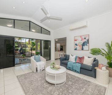 POOL | FAMILY HOME - Photo 2