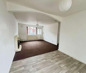 Roscow Avenue, Breightmet, Bolton, BL2 - Photo 3