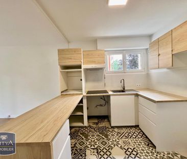 Location Appartement 2 pièces 47m² CHAMBERY 73000 - Photo 2