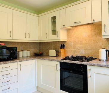 Eaton Crescent, Taunton - Photo 3