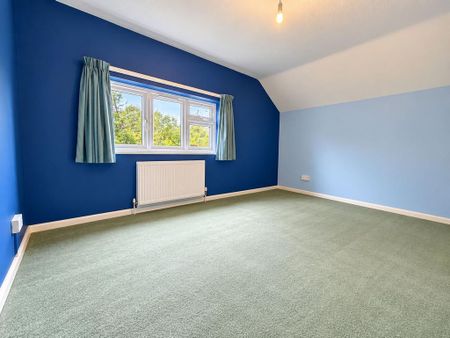 4 bedroom detached house to rent - Photo 5