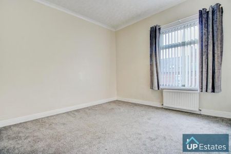 2 bedroom end of terrace house to rent - Photo 5