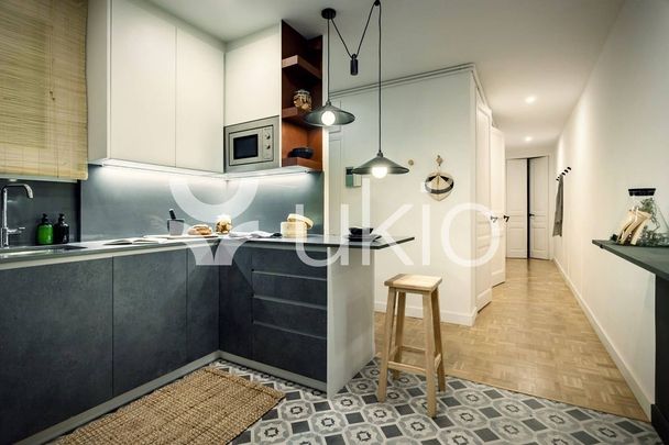 3 room luxury Apartment for rent in Barcelona, Catalonia - Photo 1