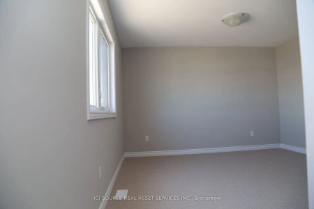 Property For Lease | X8466820 - Photo 5