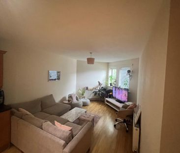 2 bedroom apartment to rent - Photo 2