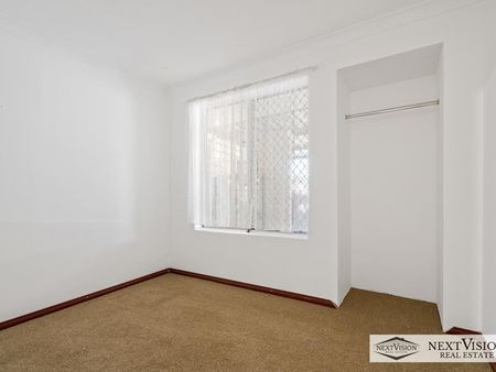9 Hoyton Place, Parmelia - Photo 5