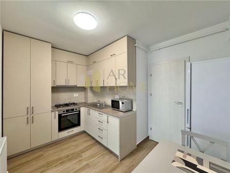 Garsoniera de lux, parcare privata, zona Cartier Albert, MR - Fotografie 4