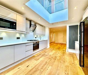 Christchurch Road, London, N8 - Photo 2