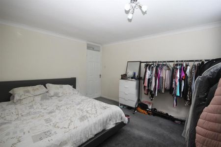 4 bedroom house to rent - Photo 5