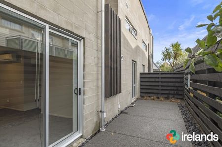 Stylish two-bedroom apartment puts you in the heart of the city. - Photo 2