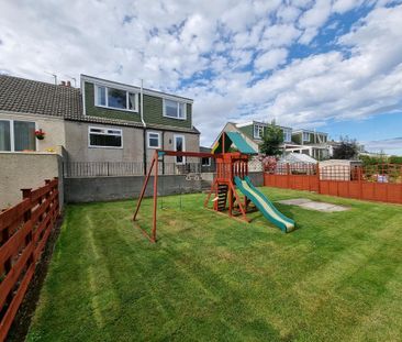 4 bedroom semi-detached house to rent - Photo 1