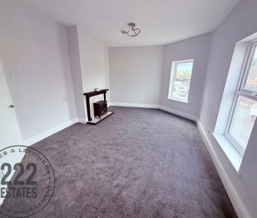 Folly Lane - Warrington - WA5 - Photo 2