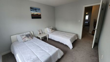 For Lease - 229 Tall Crass Crescent Unit# Main, Kitchener, Ontario - Photo 2