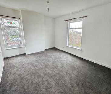 3 bedroom end of terrace house to rent - Photo 6