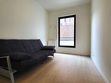 Prachtig energiezuinig appartement met 2 slaapkamers en zonnig balkon, in het centrum van de Stad Gent. - Photo 2