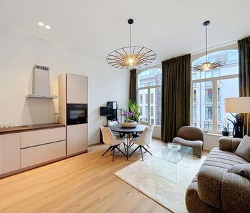 Cinquantenaire: Stunning renovated/furnished 2bed apartment - Foto 1