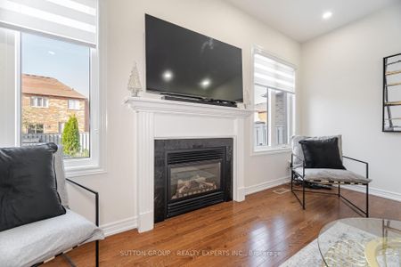 For Lease - 5 Freedom Oaks Trail Unit# Upper, Brampton, Ontario - Photo 2